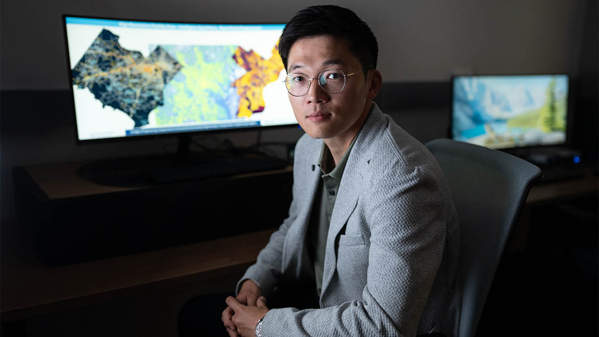 Chenfeng Xiong at his research workstation